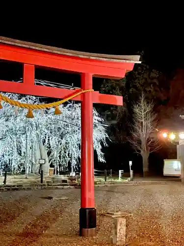 八幡社の{uncategorized: "未分類", other: "その他", undefined: "問題あり", building: "その他建物", grave: "お墓", sacred_gate: "鳥居", guardian: "狛犬", statue: "像", buddha: "仏像", history: "歴史", nature: "自然", garden: "庭園", animal: "動物", pagoda: "塔", temizu: "手水舎", mountain_gate: "山門・神門", sanctuary: "本殿・本堂", subordinate: "末社・摂社", art: "芸術", scenery: "景色", jizo: "地蔵", ema: "絵馬", goshuin: "御朱印", omikuji: "おみくじ", items: "授与品その他", amulet: "お守り", goshuincho: "御朱印帳", eats: "食事", festival: "お祭り", votive_dance: "神楽", shichigosan: "七五三参", wedding: "結婚式", experience: "体験その他", initially: "初詣", around: "周辺", anti_infection: "感染症対策"}