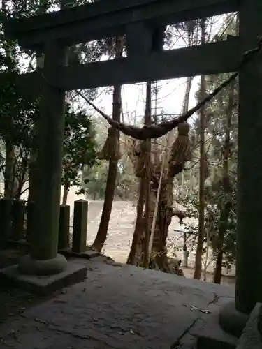 群塚神社の鳥居