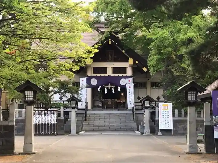 豊平神社の本殿・本堂