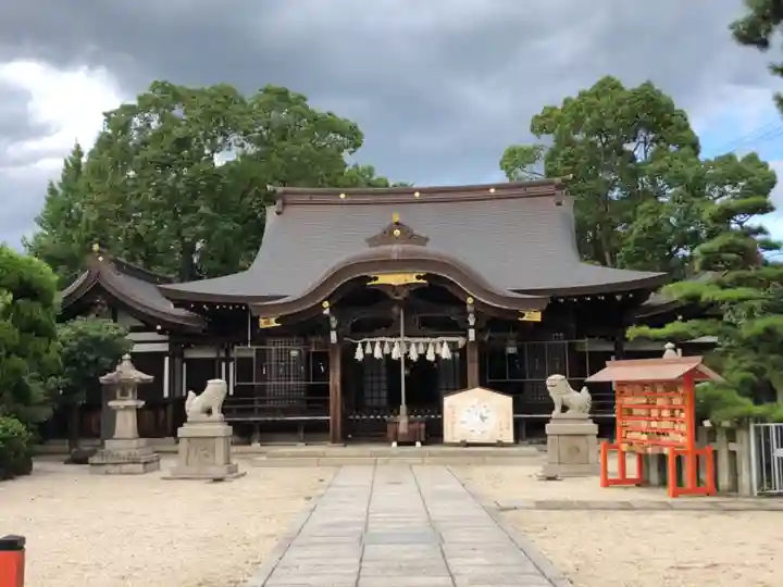 荒井神社の本殿・本堂