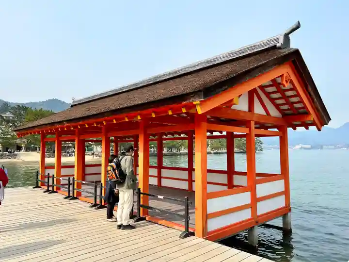 厳島神社(広島県)