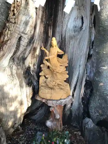 秩父今宮神社の仏像