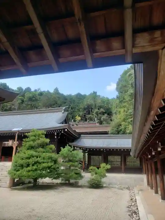 近江神宮の本殿・本堂