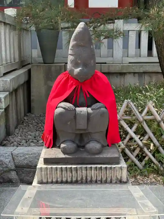 山王稲荷神社(日枝神社末社)の像