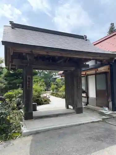 谷性寺の山門・神門