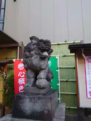烏森神社の狛犬