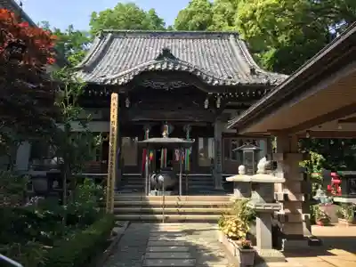 真福寺の本殿・本堂