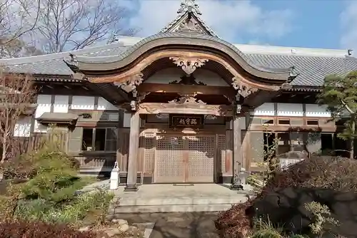 興正寺の本殿・本堂