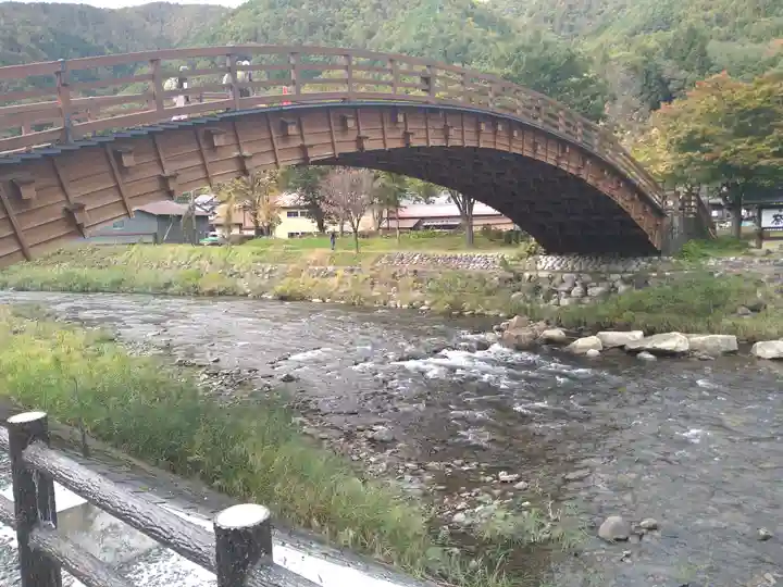 鎮神社(長野県)