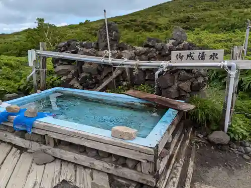 岩手山神社奥宮(岩手県)