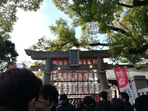 足の神様 服部天神宮の鳥居