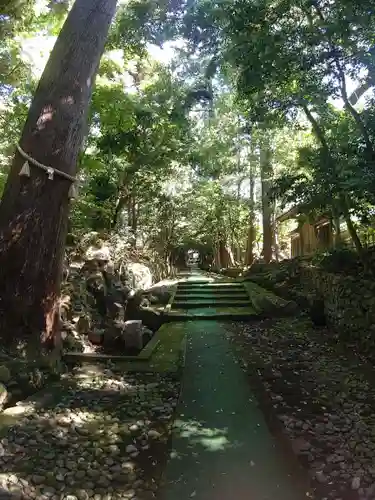 瀧谷寺の建物その他