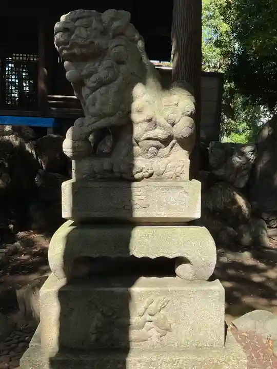 實々神社の狛犬
