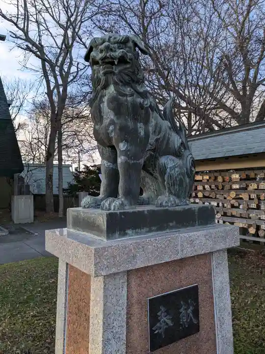 鳥取神社の狛犬