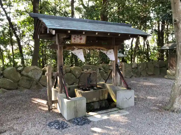 菅田神社の手水舎