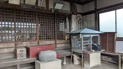 救世堂の本殿・本堂