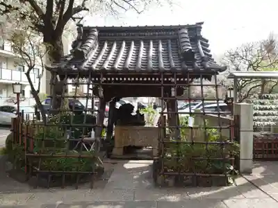 白山神社の手水舎