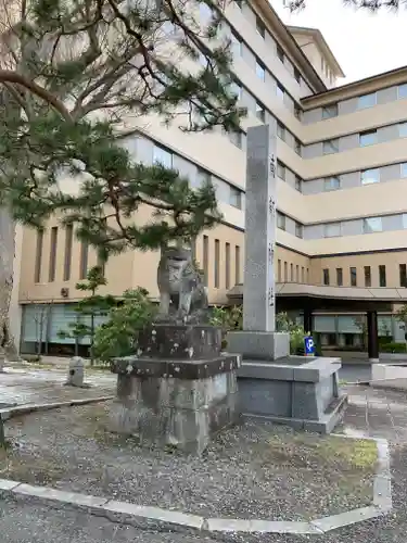 南部神社の狛犬