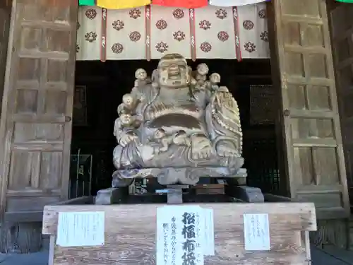 宝珠山 立石寺の像