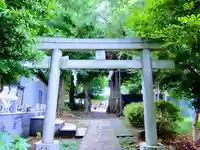 新作八幡宮の鳥居