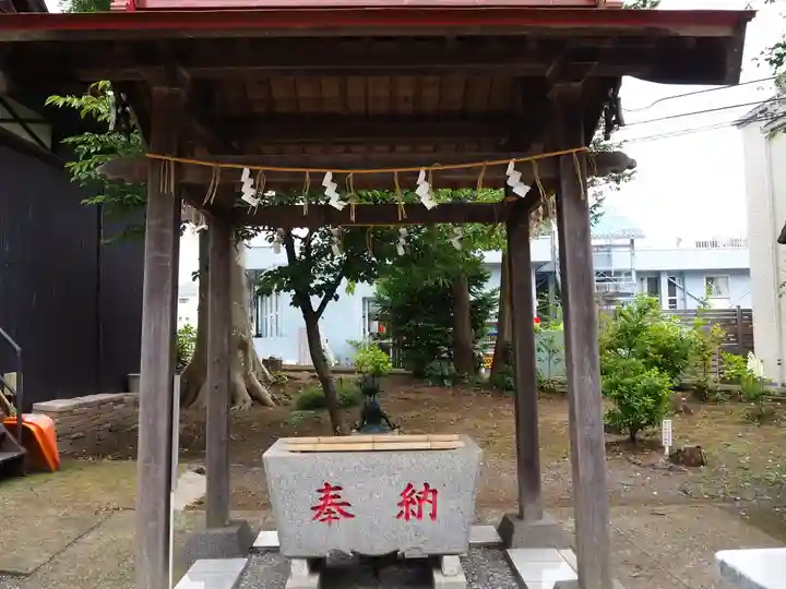 旭鎮守八幡神社の手水舎