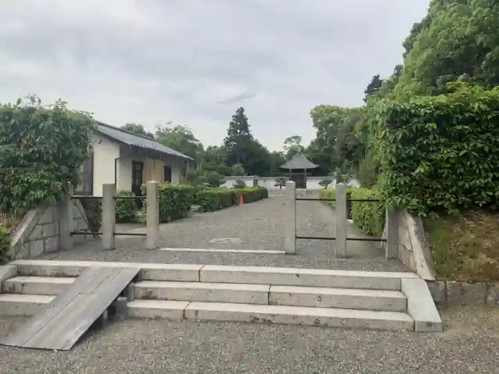 深草十二帝陵(深草北陵)のその他建物