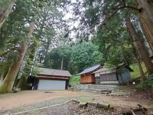 白鳥神社の建物その他