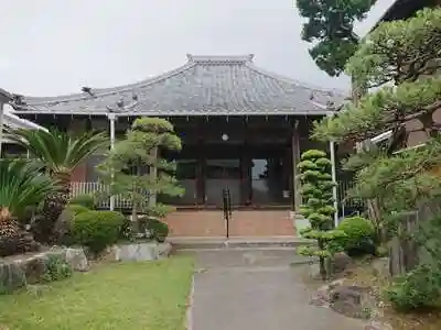 三忍寺の本殿