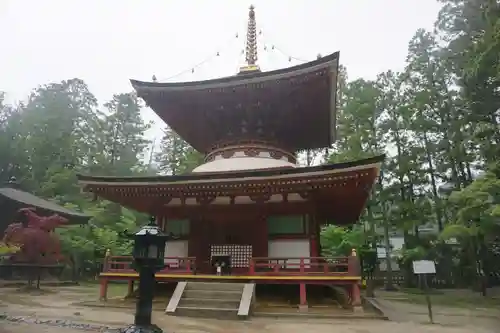 高野山金剛峯寺の塔