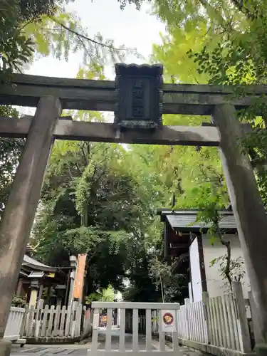 鳥越神社の鳥居