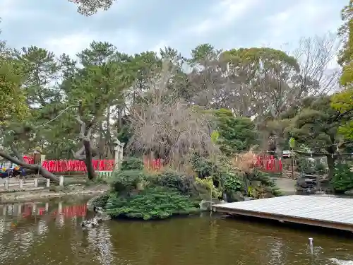 平塚八幡宮の庭園