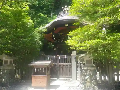 鶴岡八幡宮の末社