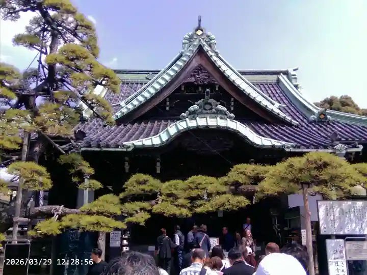 題経寺(柴又帝釈天)の{uncategorized: "未分類", other: "その他", undefined: "問題あり", building: "その他建物", grave: "お墓", sacred_gate: "鳥居", guardian: "狛犬", statue: "像", buddha: "仏像", history: "歴史", nature: "自然", garden: "庭園", animal: "動物", pagoda: "塔", temizu: "手水舎", mountain_gate: "山門・神門", sanctuary: "本殿・本堂", subordinate: "末社・摂社", art: "芸術", scenery: "景色", jizo: "地蔵", ema: "絵馬", goshuin: "御朱印", omikuji: "おみくじ", items: "授与品その他", amulet: "お守り", goshuincho: "御朱印帳", eats: "食事", festival: "お祭り", votive_dance: "神楽", shichigosan: "七五三参", wedding: "結婚式", experience: "体験その他", initially: "初詣", around: "周辺", anti_infection: "感染症対策"}