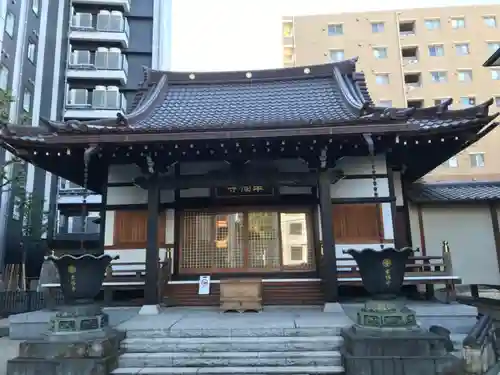 幸福寺の本殿・本堂