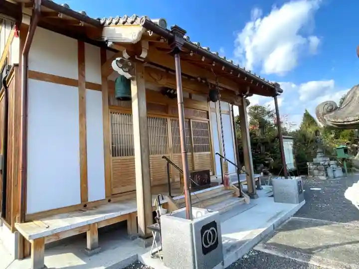 観音寺の本殿・本堂