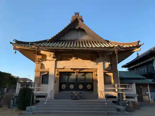 東岸寺の本殿・本堂
