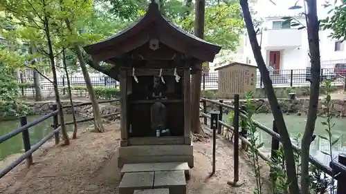 師岡熊野神社の末社・摂社