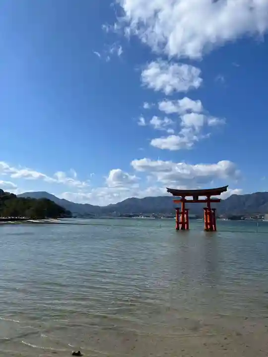 厳島神社(広島県)