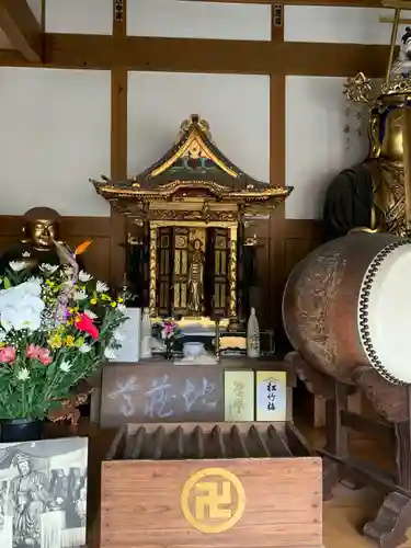 長蓮寺の地蔵