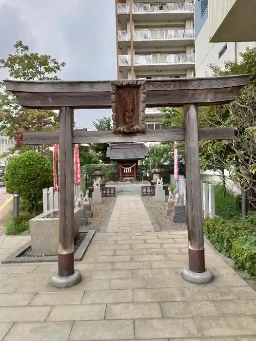 大徳稲荷神社の鳥居