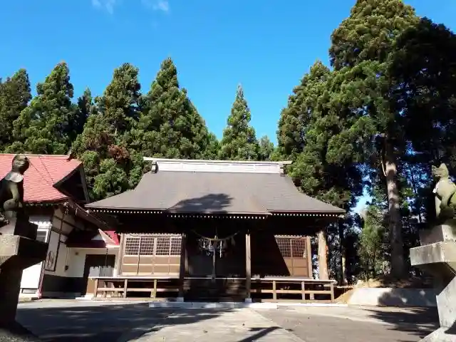 二ツ森稲荷神社の本殿