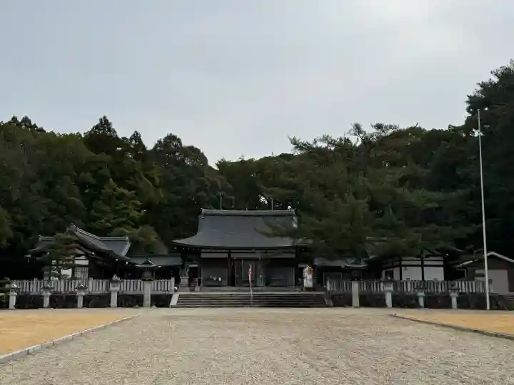 奈良縣護國神社の{uncategorized: "未分類", other: "その他", undefined: "問題あり", building: "その他建物", grave: "お墓", sacred_gate: "鳥居", guardian: "狛犬", statue: "像", buddha: "仏像", history: "歴史", nature: "自然", garden: "庭園", animal: "動物", pagoda: "塔", temizu: "手水舎", mountain_gate: "山門・神門", sanctuary: "本殿・本堂", subordinate: "末社・摂社", art: "芸術", scenery: "景色", jizo: "地蔵", ema: "絵馬", goshuin: "御朱印", omikuji: "おみくじ", items: "授与品その他", amulet: "お守り", goshuincho: "御朱印帳", eats: "食事", festival: "お祭り", votive_dance: "神楽", shichigosan: "七五三参", wedding: "結婚式", experience: "体験その他", initially: "初詣", around: "周辺", anti_infection: "感染症対策"}