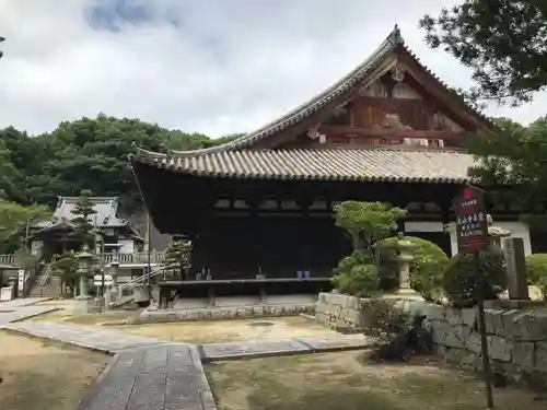 太山寺の本殿・本堂