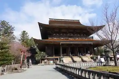 金峯山寺の本殿・本堂