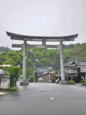 勝岡八幡神社の{uncategorized: "未分類", other: "その他", undefined: "問題あり", building: "その他建物", grave: "お墓", sacred_gate: "鳥居", guardian: "狛犬", statue: "像", buddha: "仏像", history: "歴史", nature: "自然", garden: "庭園", animal: "動物", pagoda: "塔", temizu: "手水舎", mountain_gate: "山門・神門", sanctuary: "本殿・本堂", subordinate: "末社・摂社", art: "芸術", scenery: "景色", jizo: "地蔵", ema: "絵馬", goshuin: "御朱印", omikuji: "おみくじ", items: "授与品その他", amulet: "お守り", goshuincho: "御朱印帳", eats: "食事", festival: "お祭り", votive_dance: "神楽", shichigosan: "七五三参", wedding: "結婚式", experience: "体験その他", initially: "初詣", around: "周辺", anti_infection: "感染症対策"}