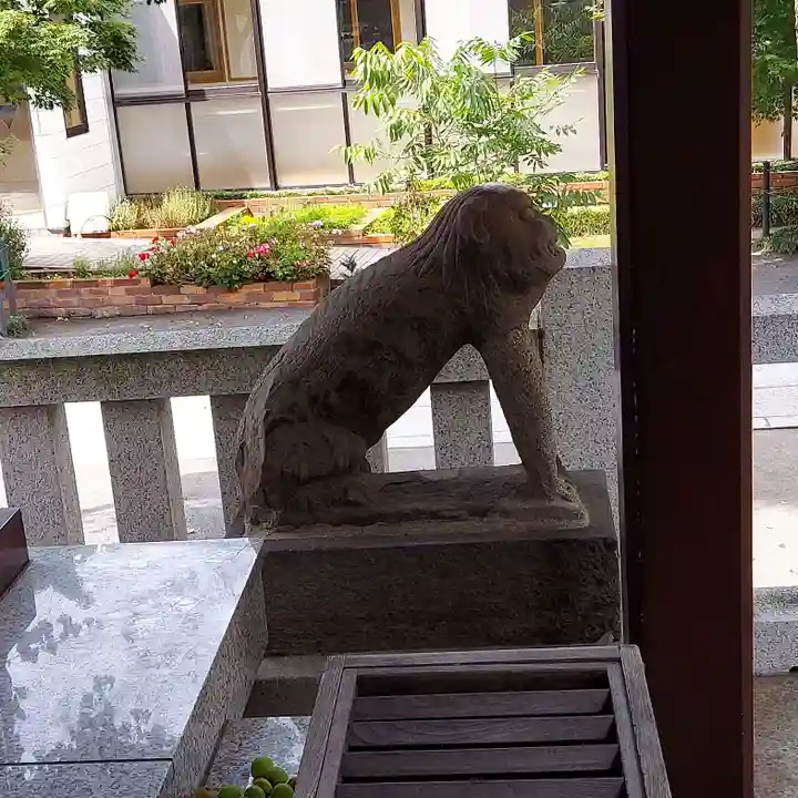 鎧神社の狛犬