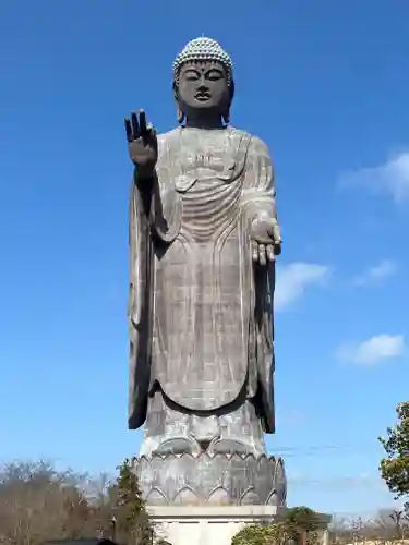 東本願寺本廟 牛久浄苑（牛久大仏）(茨城県)