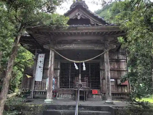 巨田神社の本殿・本堂