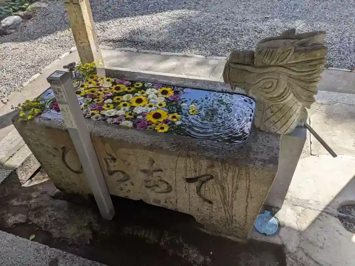 三輪神社の手水舎