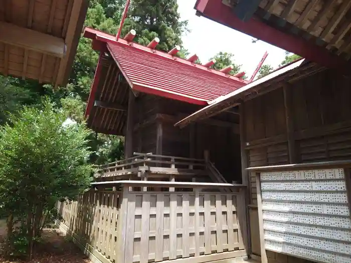 宇都母知神社の本殿